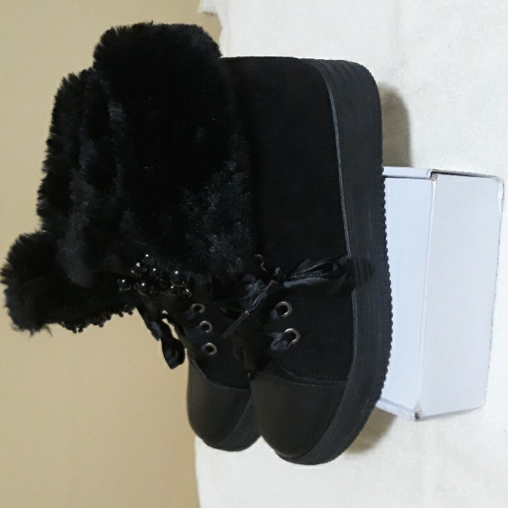 NEW Decorative Black Faux with Faux Suede Boots